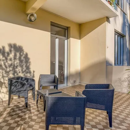 Upstays Terrace Center 75M2 Apartment *